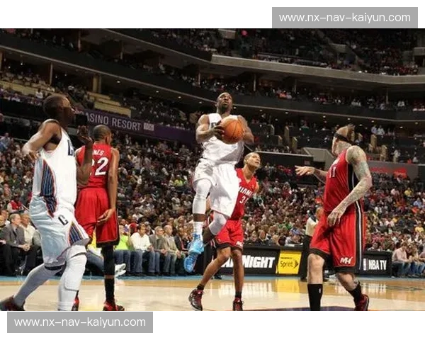 烈焰焚城与猫科逆袭：热火vs山猫，那段被时光掩埋的峥嵘岁月